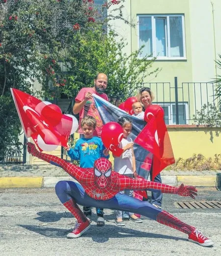 Yerde ve gökte 23 Nisan coşkusu: THY TBMM'nin 100. yılı için havalandı-9