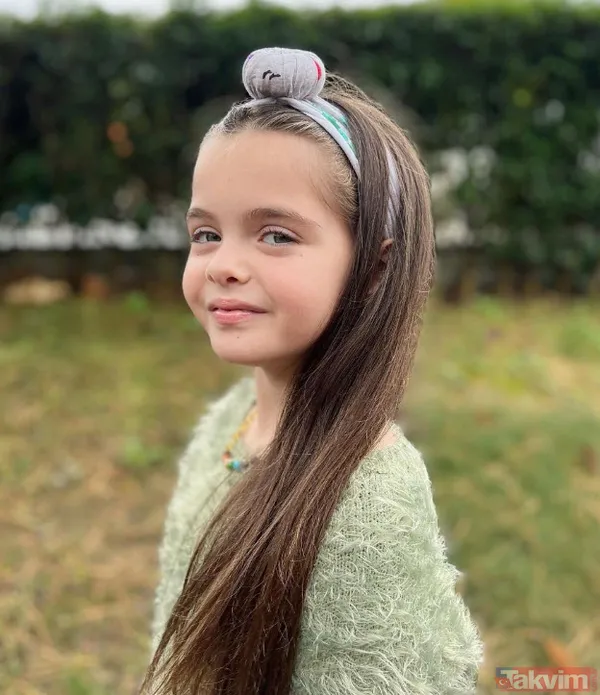 Buckingham Prensesi Henna Bülbül'ün son haline bakın! Demet Akalın bayılıyordu! Çocuktan Al Haberi'de küçücüktü şimdi 11 yaşında - 15
