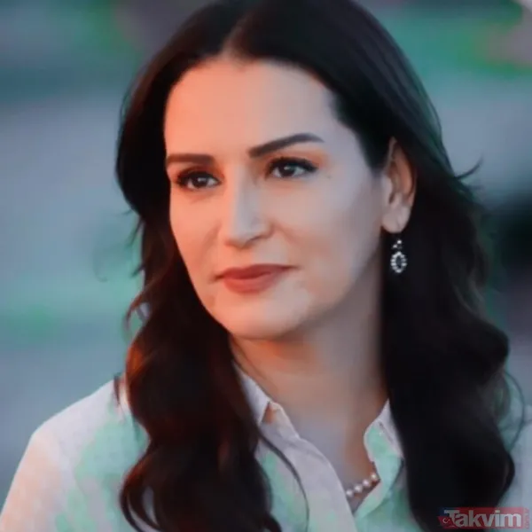 Üç Kız Kardeş’in Sevilay’ı Ayça İnci’nin kardeşi bakın kim! O da tanıdık çıktı! Meğer Arka Sokaklar’ın yıldızıyla... - 18