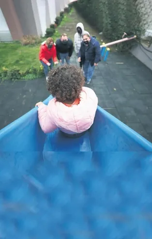 İki anne yürekleri ısıttı! İstanbul'da Nilüfer Doğan Tekirdağ'da Hediye Tuna'dan örnek alınacak hareket