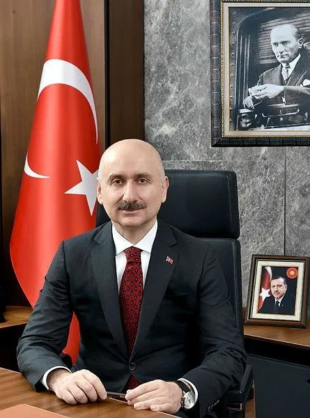 Son dakika: Bakan Adil Karaismailoğlu: Türkiye'yi lider denizci ülke yapmak için çalışıyoruz-1