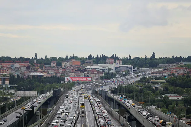İstanbul'da trafik yoğunluğu yeniden arttı