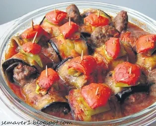 Köfteli patlıcan sarma