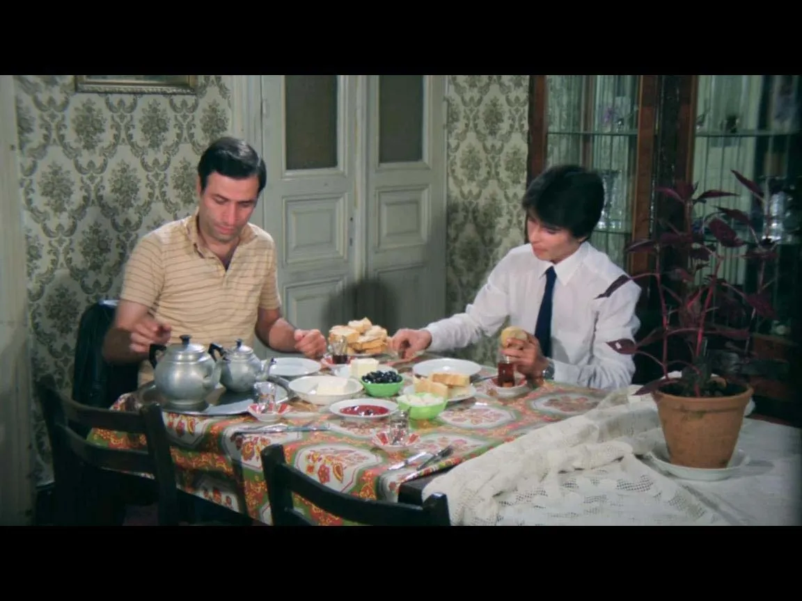 Postacı’nın efsane ikilisi Fatma Girik ve Kemal Sunal’ın şoke eden bağlantısı ortaya çıktı! Meğer rol arkadaşı kardeşiymiş... - 12