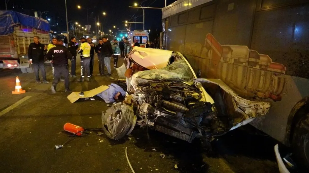 Malatya'da feci kaza: 2 ölü 3 yaralı!