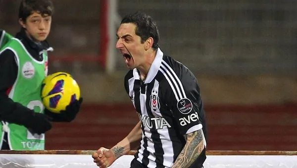 besiktastan-eski-yildizlara-jubile-maci-quaresmadan-ilhan-mansiza-yildizlar-sahne-alacak-1667478096996.jpg Beşiktaş'tan eski yıldızlara jübile maçı: Quaresma'dan İlhan Mansız'a yıldızlar sahne alacak-15