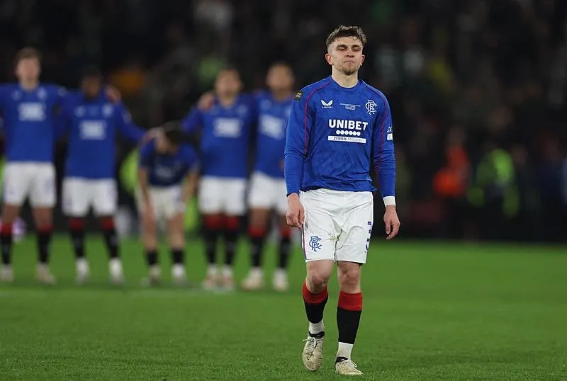 Beşiktaş Rıdvan Yılmaz’ı listeye aldı!