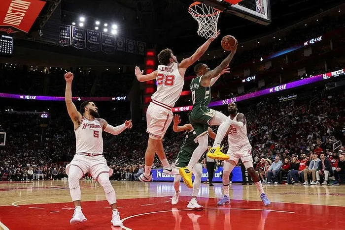 Alperen'i kimse durduramıyor: Houston Rockets ve Milwaukee Bucks karşılaşmasında 21 sayı, 11 ribaundla double double yaptı-2