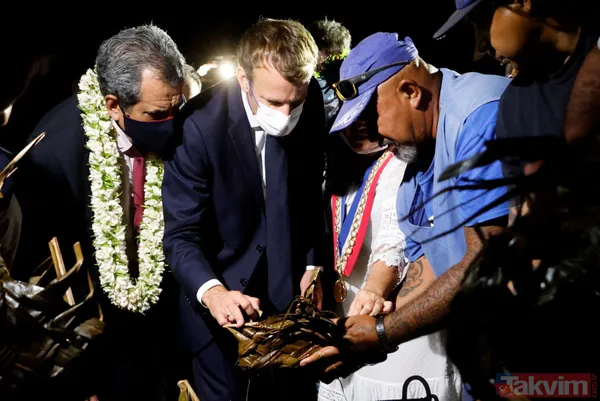 Fransa Cumhurbaşkanı Emmanuel Macron'un Fransız Polinezyası'nda ilginç anları! Boynuna çiçekleri doladılar - 30