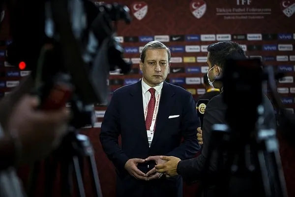 son-dakika-galatasaray-stadinin-yeni-ismi-sari-kirmizililar-nefle-725-milyon-liraya-anlati-iste-burak-elmasin-aciklamalari-1634036948710.jpg SON DAKİKA: Galatasaray stadının yeni ismi | Sarı-kırmızılılar NEF'le 725 milyon liraya anlatı! İşte Burak Elmas'ın açıklamaları-6