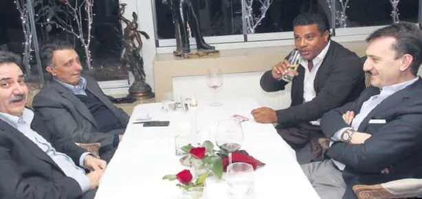 Masadan canlı yayın