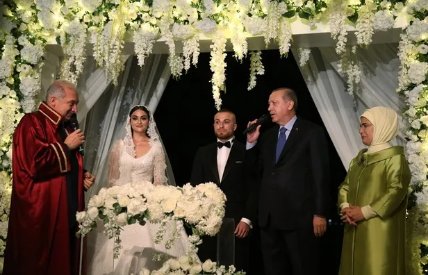 Esra Bilgiç ve Gökhan Töre mutluluğa 'evet' dedi-14