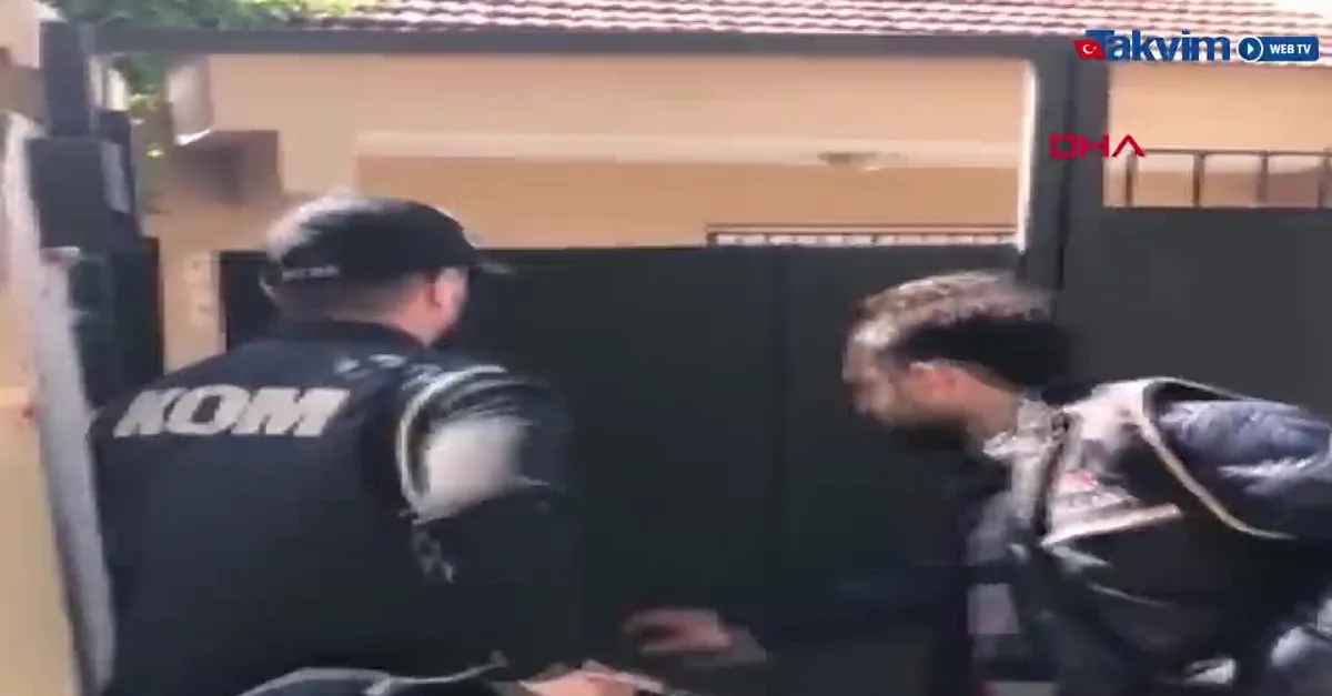 İzmir'de 3 katlı lüks villaya baskın!