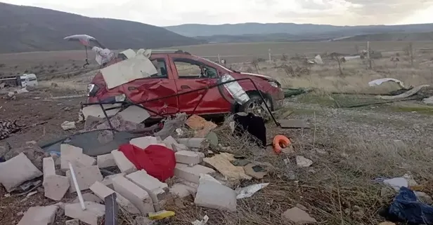 Ankara’da fırtına konteynır evi devirdi: Ölü ve yaralılar var