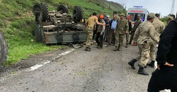 Son dakika: Ardahan’da askeri araç devrildi: 4 yaralı