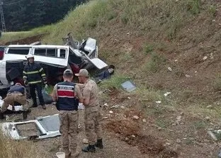 Gaziantep’te feci kaza! Tır minibüsü biçti 8 ölü 10 yaralı