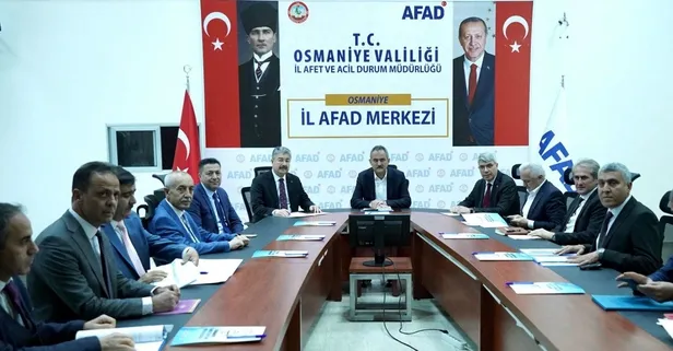 Bakan Özer'den Osmaniye'deki Afet Koordinasyon Merkezi'nde önemli açıklamalar: "25 bin 883 öğrenci kentlerine geri dönmeye başladı"