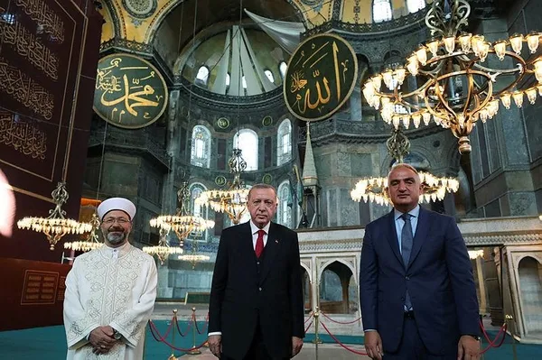 Ayasofya Camii'ndeki fresklere ne olacak sorusu cevap buldu! İşte o perdeler...-1