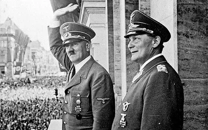 Hitler gerçekten öldü mü? Hitler’in hiç görmediğiniz fotoğrafları