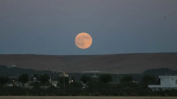 Mart 2024 Ay tutulması ne zaman, saat kaçta? Ay tutulması 12 burcu nasıl etkileyecek? Türkiyeden izlenilecek mi?