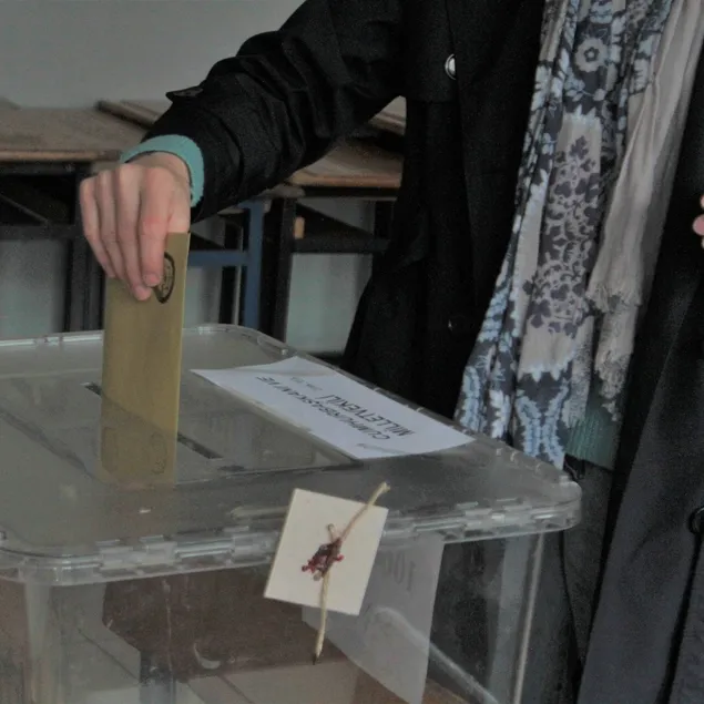 Sandık başında kalp krizi geçirdiler