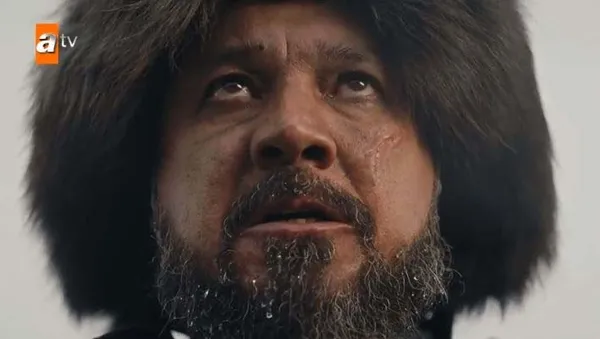 kurulus-osmanda-nefes-kesen-sahne-mogol-komutan-nayman-uclarda-1675286071311.jpg Kuruluş Osman’da nefes kesen sahne: Moğol Komutan Nayman uçlarda!-4