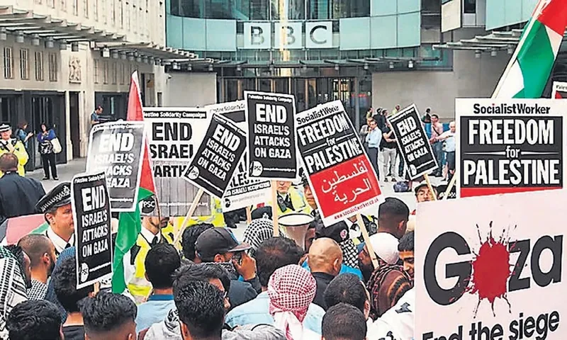 bbcde-israil-baskisi-lordlar-kamarasina-mektup-yazarak-sikayet-ettiler-gazetecilik-kariyeriniz-biter-diyerek-t-1751871704337.jpeg BBC'de "İsrail" baskısı! Lordlar Kamarası'na mektup yazarak şikayet ettiler: "Gazetecilik kariyeriniz biter" diyerek tehdit ediyorlar-2