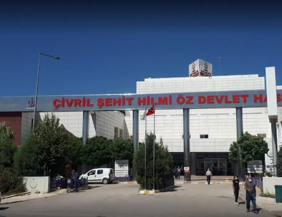 İki çocuk annesini eski sevgilisi defalarca bıçakladı