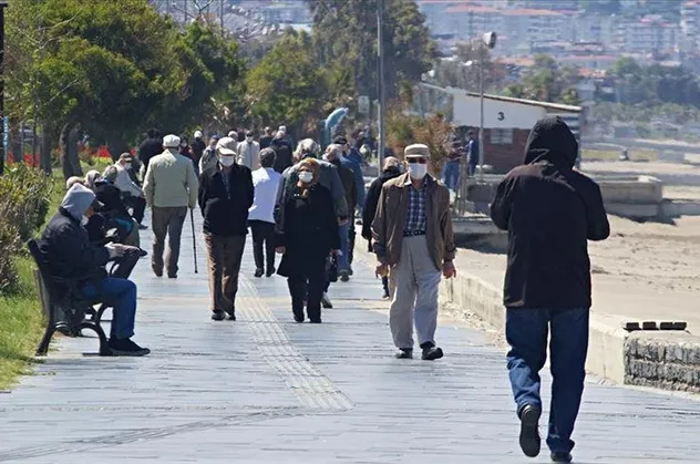 Şehirlerarası seyahat, nikah merasimi, yeme içme yerleri... İçişleri Bakanlığı kısıtlamaya ilişkin en sık sorulan 9 soruyu yanıtladı