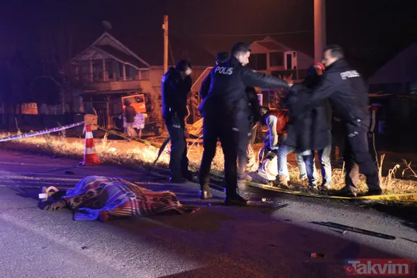 Sakarya'da feci kaza: Motosiklet ikiye bölündü - 9