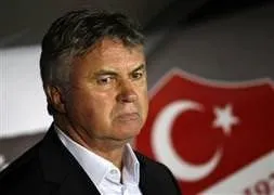 Hiddink 15 milyon euro istiyor