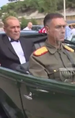 Feyk Ata tiyatrosu bitmedi