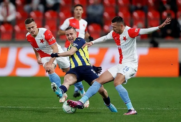 fenerbahce-uefa-avrupa-konferans-ligine-son-16-turunda-veda-veda-etti-1645740416352.jpeg