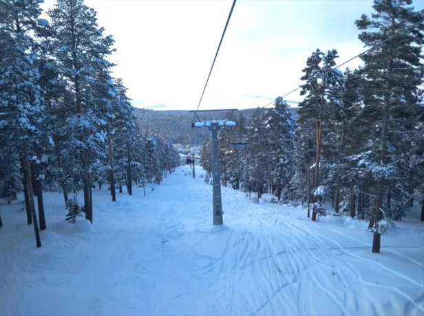 Kars Sarıkamış'ta telesiyejde mahsur kalan onlarca kişi kurtarıldı-2