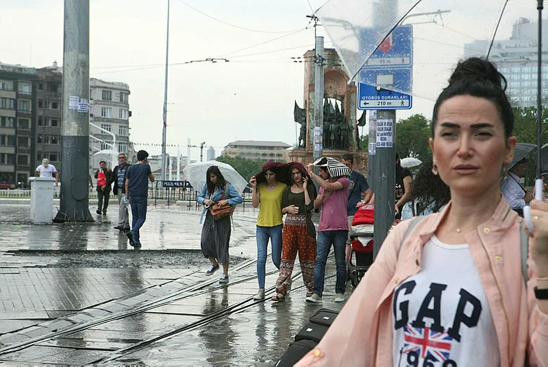 HAVA DURUMU | Meteoroloji yeni hava durumu haritasını yayınladı! Öğle saatlerine dikkat! İstanbul dahil birçok ilde yağış! | 5 Ağustos 2024 hava durumu-6