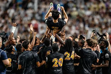 Son Tottenham’a ağlayarak veda etti