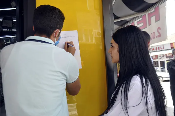 karamanda-koronavirus-vakalarinin-mayis-ayina-gore-10-kat-arttigi-tespit-edildi-1591619422310.jpg Karaman'da koronavirüs vakalarının mayıs ayına göre 10 kat arttığı tespit edildi!-3