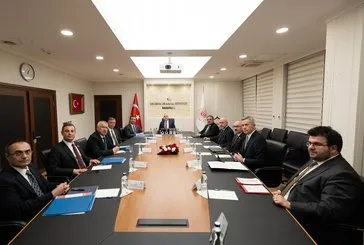 Tıpış tıpış geldiler!