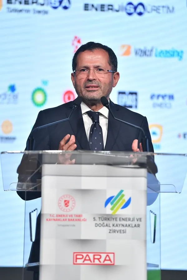 enerjinin-kalbi-turkuvaz-medyada-atti-bakan-donmez-karadenizde-ilk-kaynak-icin-tarih-verdi-1653660051307.jpg Enerjinin kalbi Turkuvaz Medya'da attı! Bakan Dönmez Karadeniz'de ilk kaynak için tarih verdi-5