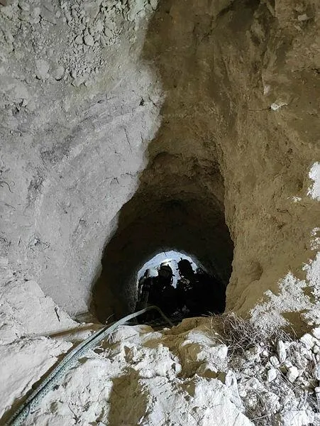 mersinde-vahset-2-gundur-haber-alinamayan-yasli-adami-oldurup-su-kuyusuna-atmislar-1614121424964.jpeg Mersin'de vahşet! Yaşlı adamı öldürüp su kuyusuna attılar...-5