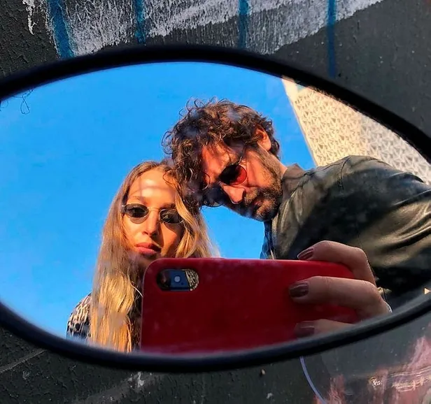 yakisikli-oyuncu-birkan-sokullu-ile-sosyetik-sevgilisi-eda-gurkaynak-evlilik-hazirliklarina-basladi-1653766263225.jpeg Yakışıklı oyuncu Birkan Sokullu ile sosyetik sevgilisi Eda Gürkaynak evlilik hazırlıklarına başladı-5