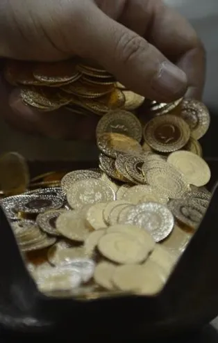 Altında sahte vurgun! Kuyumcu bile ayırt edemiyor! Kalpazanlar bu yollarla vatandaşı hedef aldı