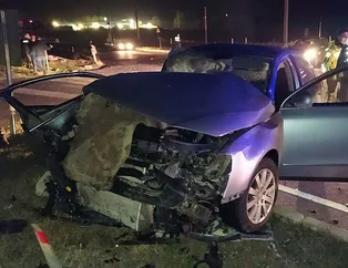 Korkunç kaza! Kamyon ile otomobil birbirine girdi