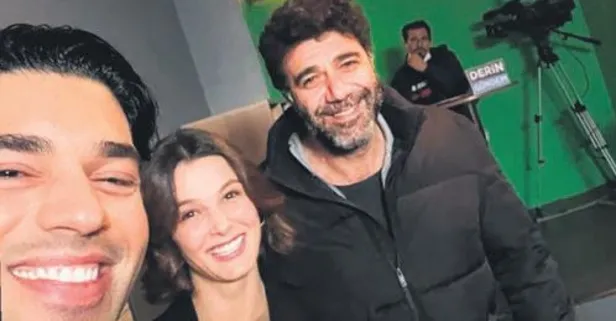 Akıncı’dan selfie