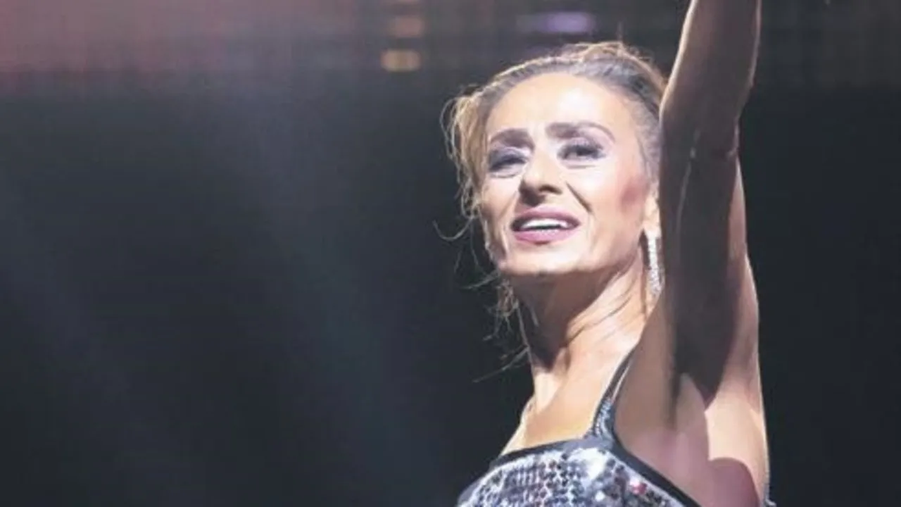 Yıldız Tilbe 28 yıl sonra tekrar listelere girmeyi başladı