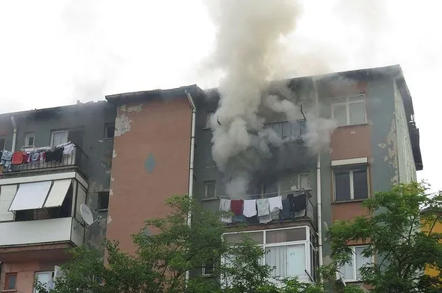 Son dakika: Ataşehir’de korkutan yangın