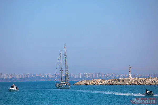 Antalya Limanı'ndan 7 yıl önce ayrılan Zehra-Hasan Şirin çifti dünya turunu tamamladı! Motorlar arızalandı korsanlar taciz etti - 3