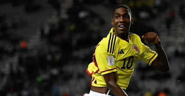 Yaser Asprilla resmen Galatasaray'da! İmza için İstanbul'a geldi