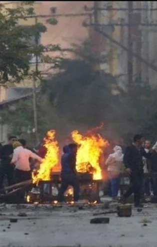 Kobani provokasyonu 6. yılında: PKK-FETÖ önce Kobani sonra hendeklerle ülkeyi iç savaşa sürüklemeye çalıştı