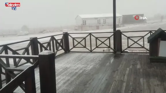 Keltepe Kayak Merkezine mevsimin ilk karı düştü